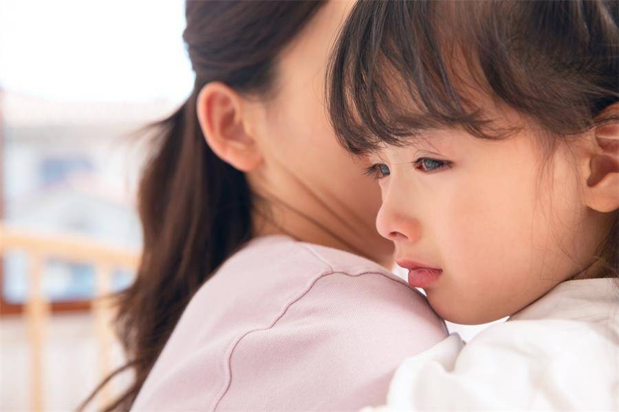 Nỗi băn khoăn của mẹ: Con ở nhà thì khỏe mạnh, sao đến lớp lại cứ ốm suốt?- Ảnh 1.