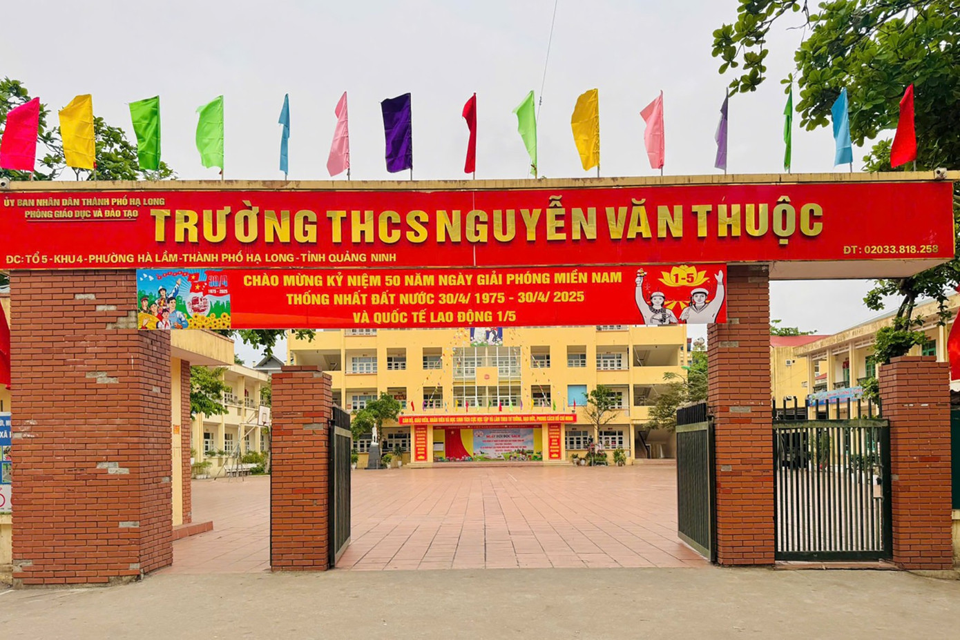 Phó hiệu trưởng bị ‘tố’ sửa điểm học bạ cho con cán bộ phường - Ảnh 1. Phó hiệu trưởng bị ‘tố’ sửa điểm học bạ cho con cán bộ phường - Ảnh 1.
