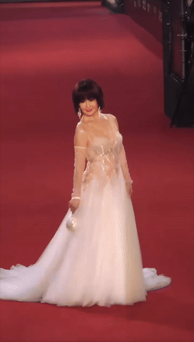 gif-1-1760928731711-17609287320291529461276.gif