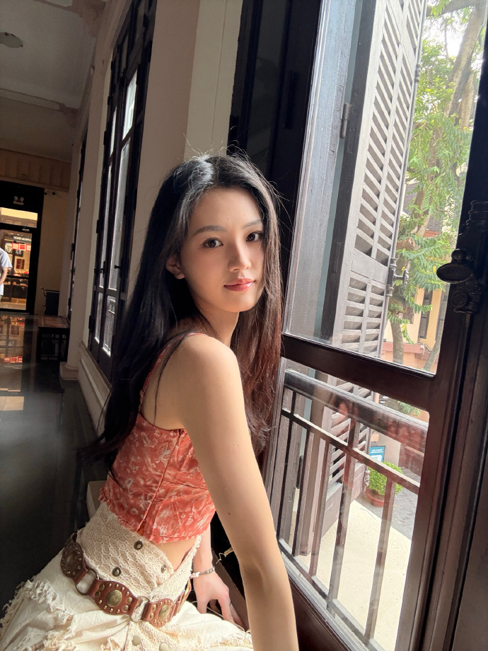 tham-vu-khiet-trieu-tuyet-luc-bao-tang-my-thuat-viet-nam-14-1760932074672214121983.jpg