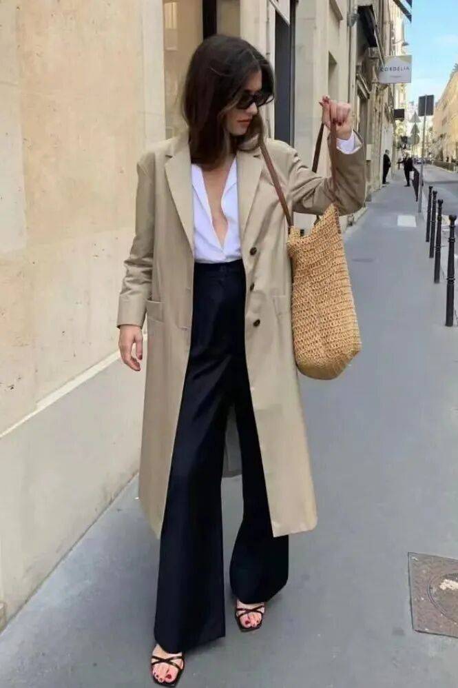 Mặc trench coat thế nào cho đậm chất Old Money và chân trông dài hơn?- Ảnh 30. Mặc trench coat thế nào cho đậm chất Old Money và chân trông dài hơn?- Ảnh 30.