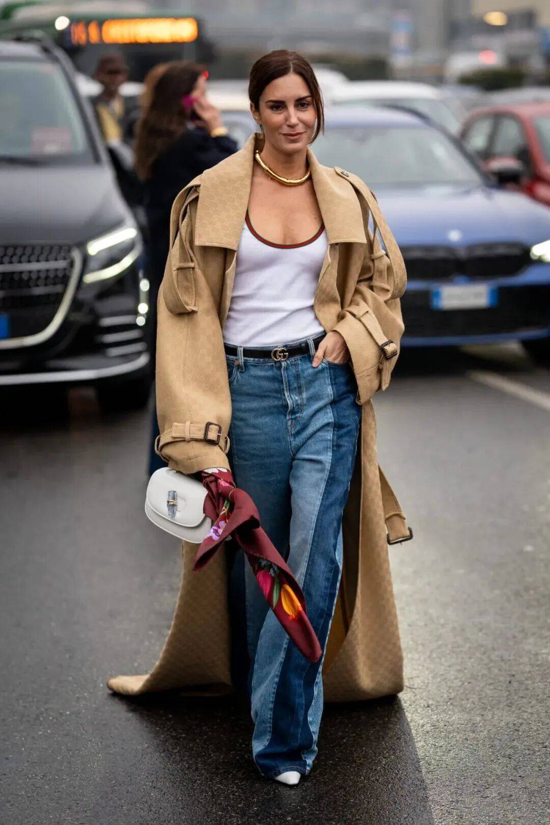 Mặc trench coat thế nào cho đậm chất Old Money và chân trông dài hơn?- Ảnh 12. Mặc trench coat thế nào cho đậm chất Old Money và chân trông dài hơn?- Ảnh 12.