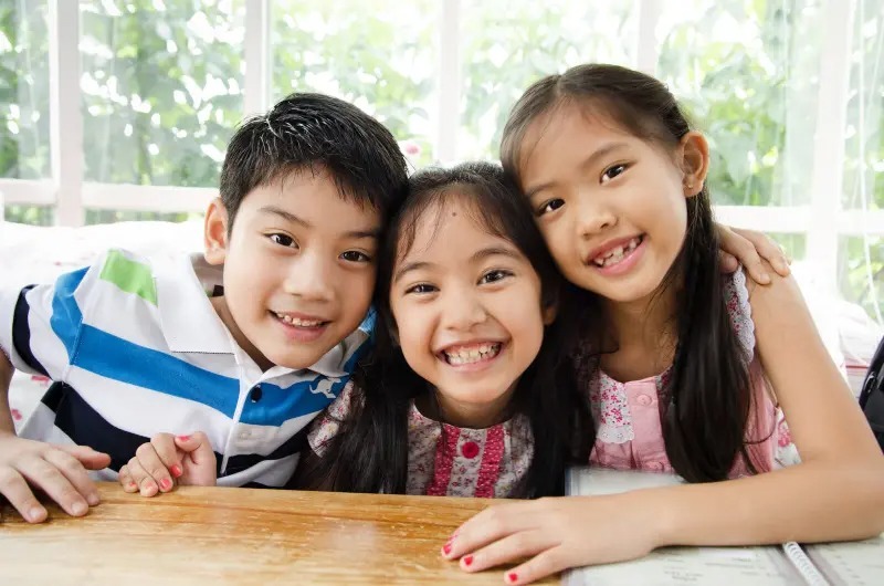 NUÔI DẠY và DI TRUYỀN, điều gì quyết định thành công của con cái? Chuyên gia nói đáp án ngỡ ngàng!- Ảnh 1. NUÔI DẠY và DI TRUYỀN, điều gì quyết định thành công của con cái? Chuyên gia nói đáp án ngỡ ngàng!- Ảnh 1.