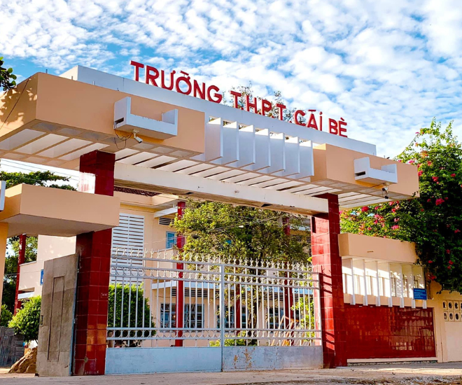 Ngôi trường không chuyên duy nhất có cầu truyền hình Olympia 2025, giúp tỉnh nhà lần thứ 2 vào Chung kết sau 23 năm - Ảnh 5. Ngôi trường không chuyên duy nhất có cầu truyền hình Olympia 2025, giúp tỉnh nhà lần thứ 2 vào Chung kết sau 23 năm - Ảnh 5.