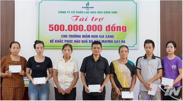Công ty Cổ phần Lọc hóa dầu Bình Sơn: Hỗ trợ 1,2 tỷ đồng khắc phục hậu quả mưa lũ tại các trường học - Ảnh 4. Công ty Cổ phần Lọc hóa dầu Bình Sơn: Hỗ trợ 1,2 tỷ đồng khắc phục hậu quả mưa lũ tại các trường học - Ảnh 4.