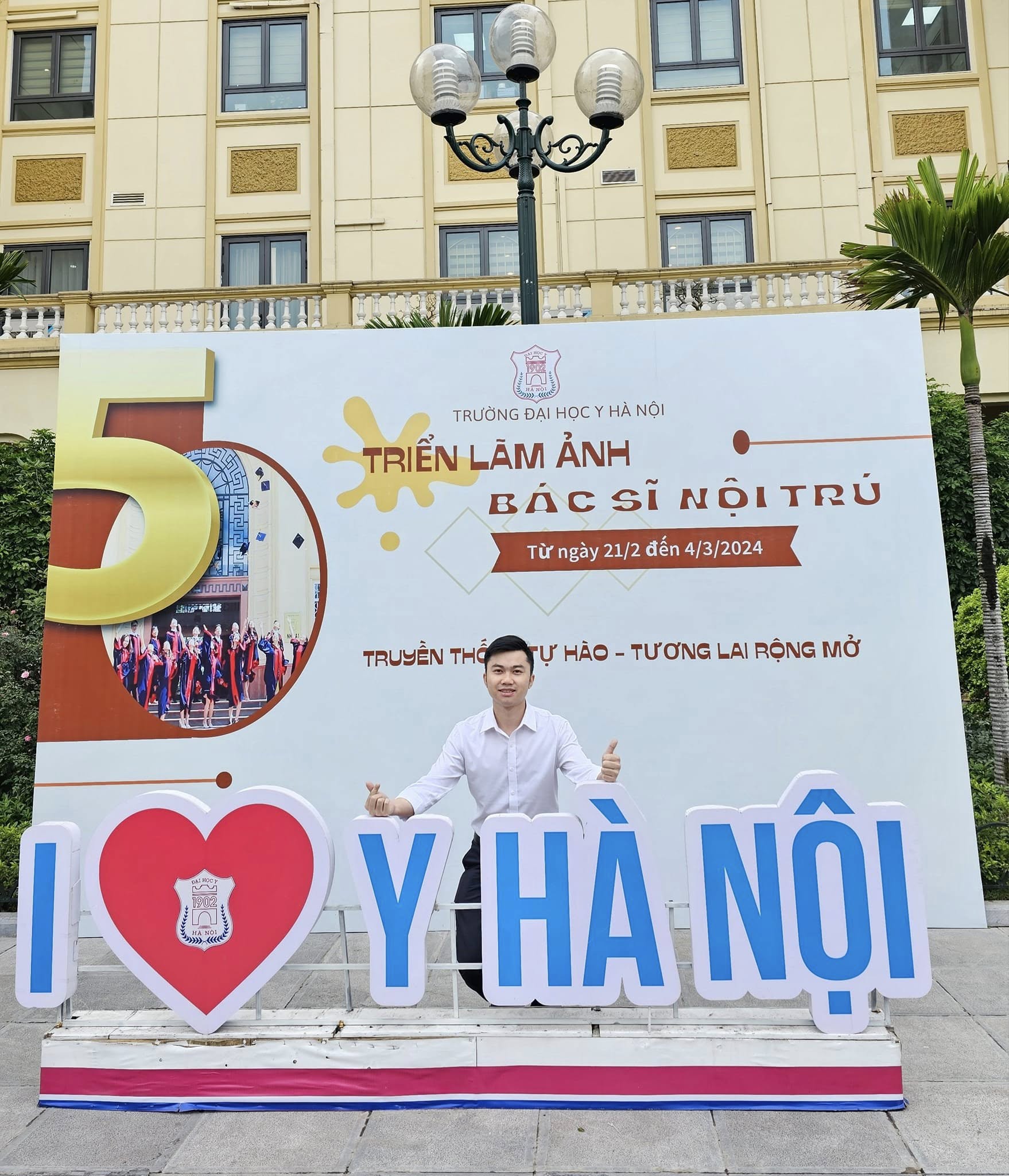 Bác sĩ nội trú ung thư tốt nghiệp loại giỏi kể về 60 giây định mệnh và hành trình 3 năm Bác sĩ nội trú ung thư tốt nghiệp loại giỏi kể về 60 giây định mệnh và hành trình 3 năm