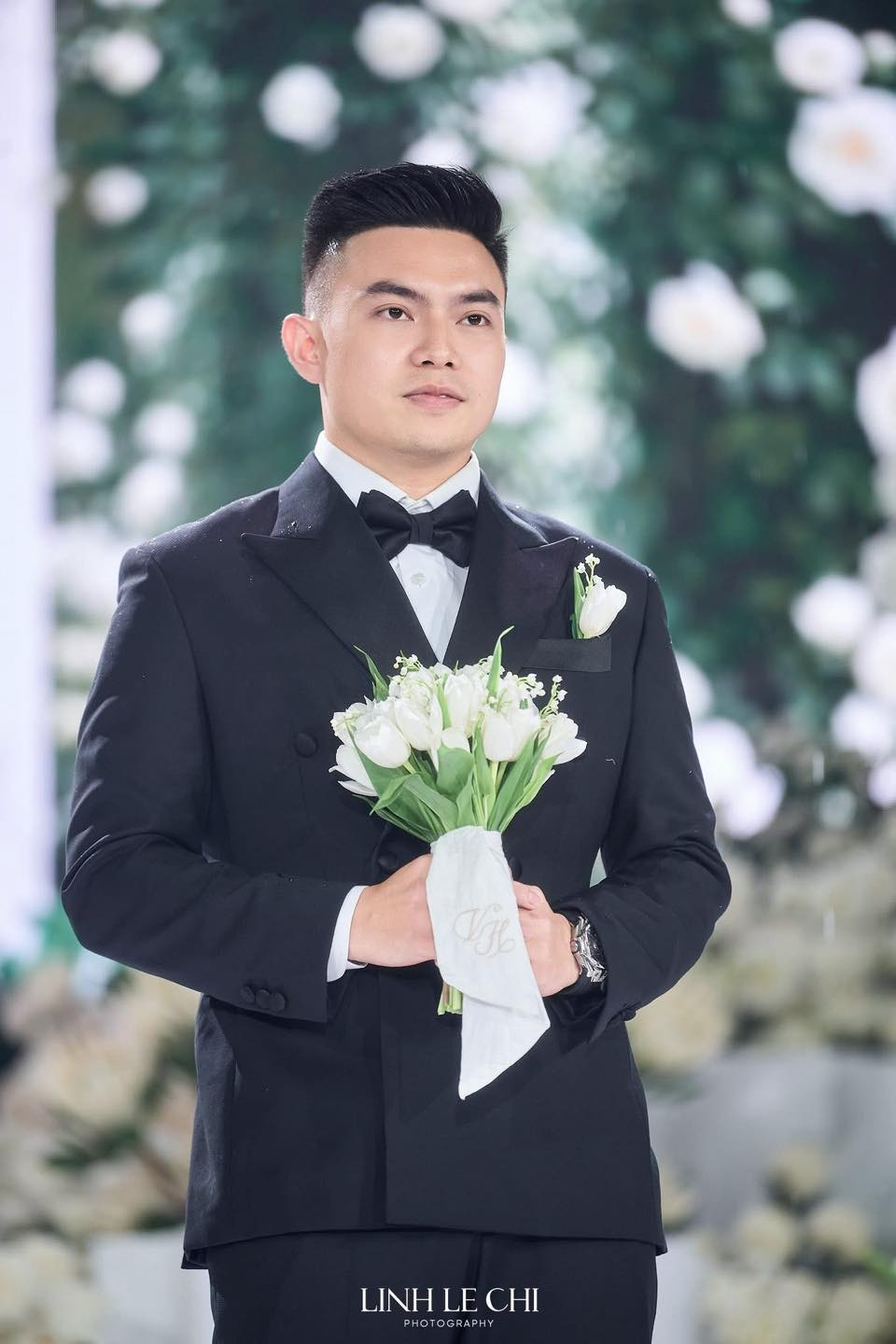 Bí ẩn sau bó hoa cưới của Hoa hậu Đỗ Thị Hà- Ảnh 4. Bí ẩn sau bó hoa cưới của Hoa hậu Đỗ Thị Hà- Ảnh 4.