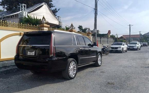 Dàn xe đón dâu bạc tỷ trong lễ cưới Hoa hậu Đỗ Hà và doanh nhân Viết Vương - Ảnh 5.