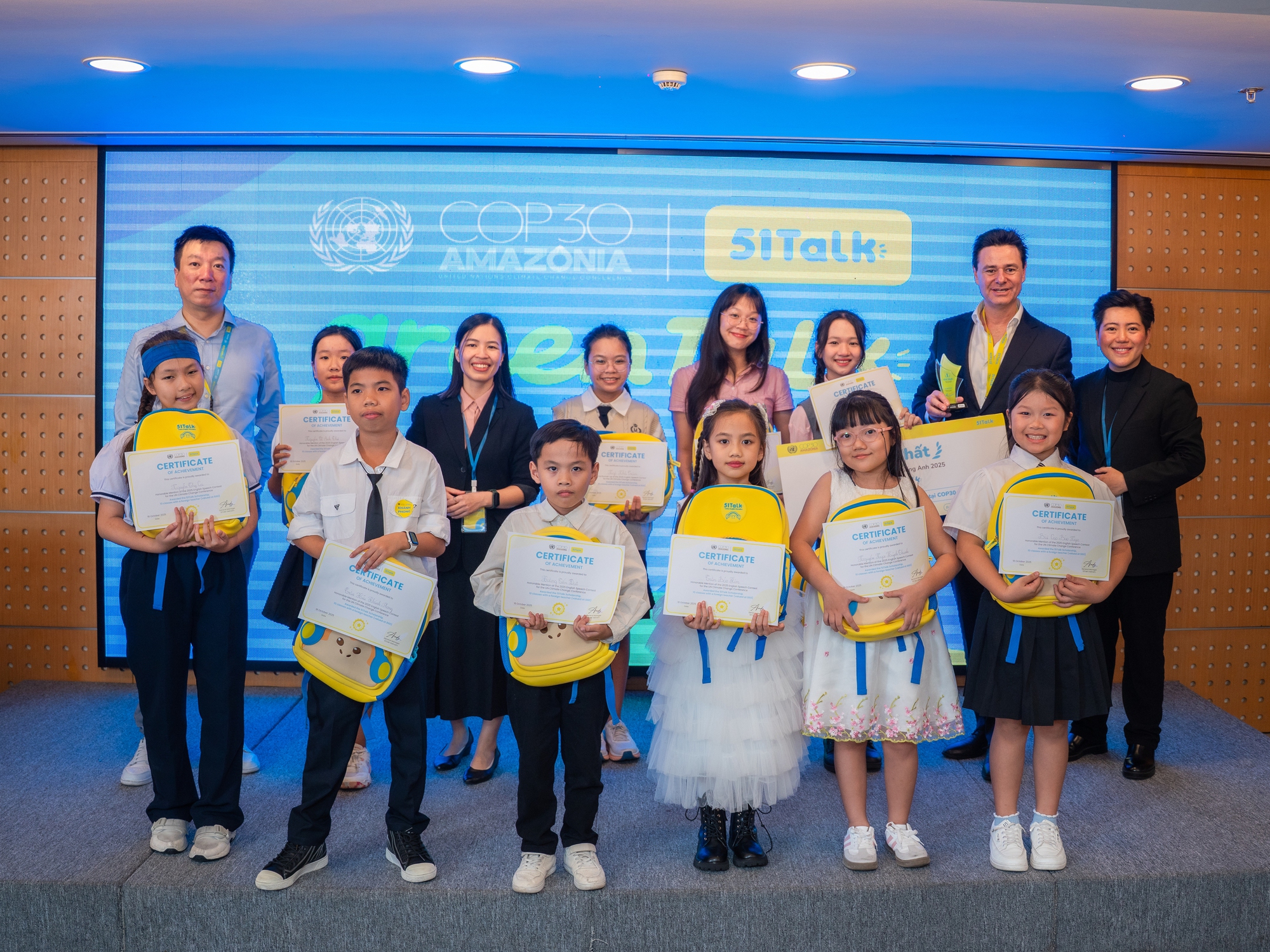 51Talk lần đầu tiên mang tiếng nói thiếu nhi Việt Nam đến Diễn đàn Liên Hợp Quốc về Biến đổi khí hậu COP30- Ảnh 1. 51Talk lần đầu tiên mang tiếng nói thiếu nhi Việt Nam đến Diễn đàn Liên Hợp Quốc về Biến đổi khí hậu COP30- Ảnh 1.