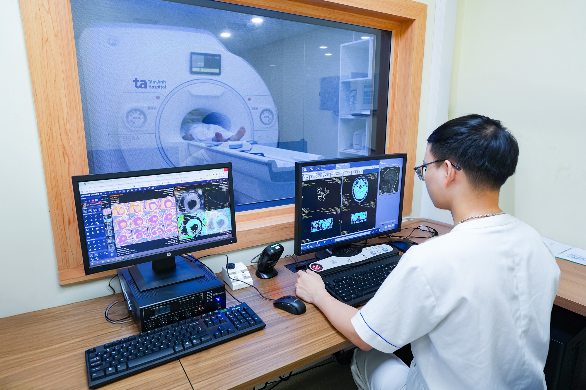 Bệnh viện Tâm Anh mở phòng khám lớn bậc nhất Hà Nội - Ảnh 3. Bệnh viện Tâm Anh mở phòng khám lớn bậc nhất Hà Nội - Ảnh 3.