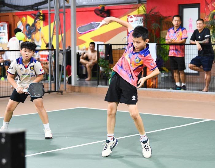 Gặp sao nhí Pickleball 10 tuổi vô địch giải U12, đánh ngang ngửa với người lớn trình 3.0- Ảnh 6. Gặp sao nhí Pickleball 10 tuổi vô địch giải U12, đánh ngang ngửa với người lớn trình 3.0- Ảnh 6.