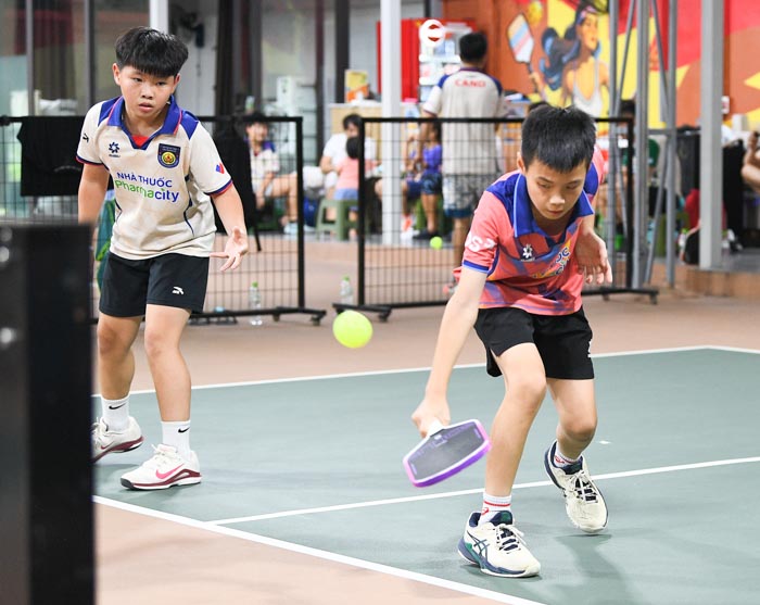 Gặp sao nhí Pickleball 10 tuổi vô địch giải U12, đánh ngang ngửa với người lớn trình 3.0- Ảnh 14. Gặp sao nhí Pickleball 10 tuổi vô địch giải U12, đánh ngang ngửa với người lớn trình 3.0- Ảnh 14.