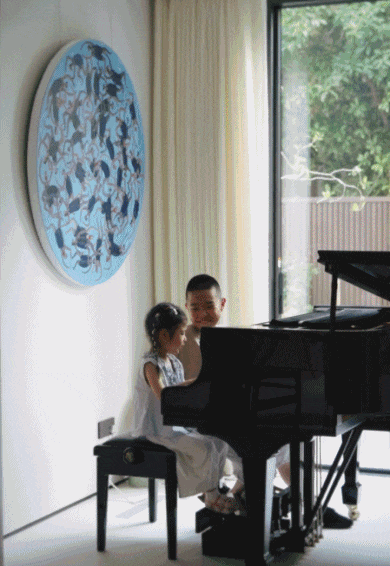 2b84b2180c1241dc8ea8fbca06544816tplv-tt-origin-webgif-1761326224284637478792.gif