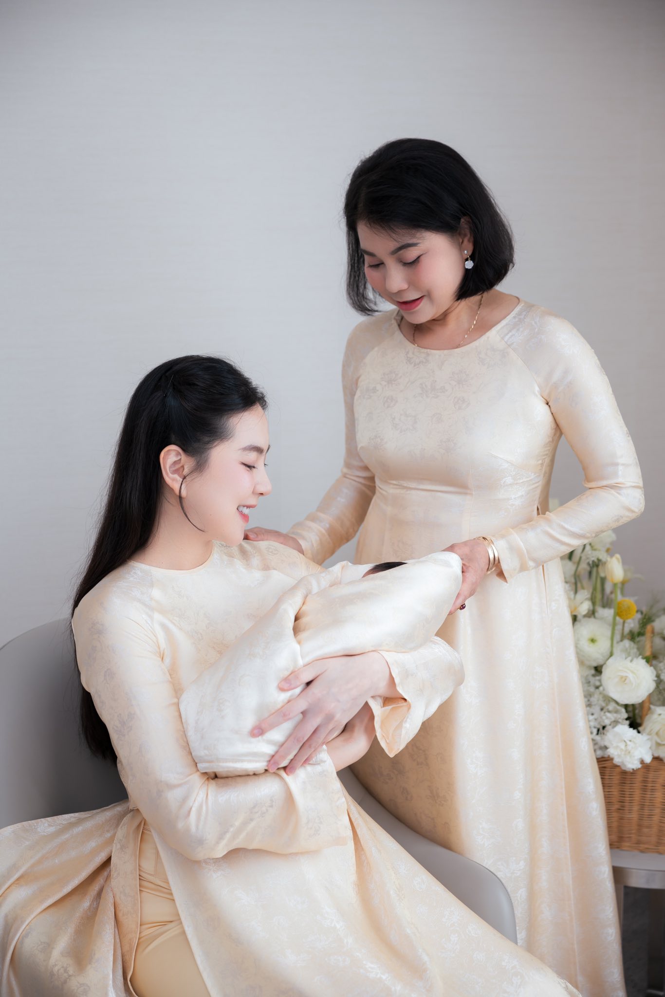 Cuộc sống của nữ “MC xinh đẹp nhất VTV” với chồng 2 trong lâu đài nghìn m2 ở Bắc Ninh - Ảnh 7.