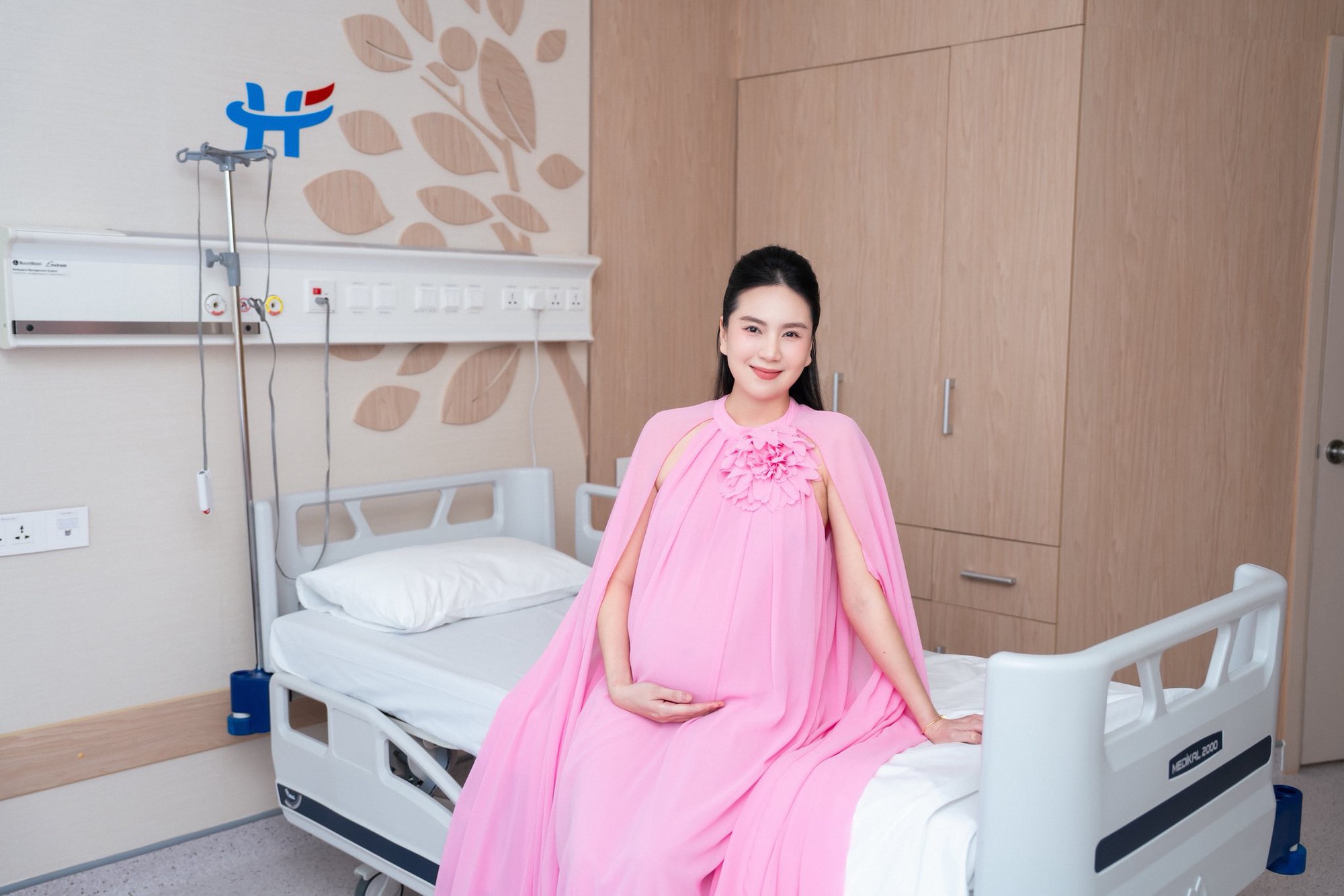 Cuộc sống của nữ “MC xinh đẹp nhất VTV” với chồng 2 trong lâu đài nghìn m2 ở Bắc Ninh - Ảnh 5.