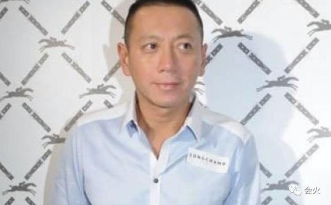 ah18-1558018507638312084772-1761319212253-1761319212577352459129.jpg