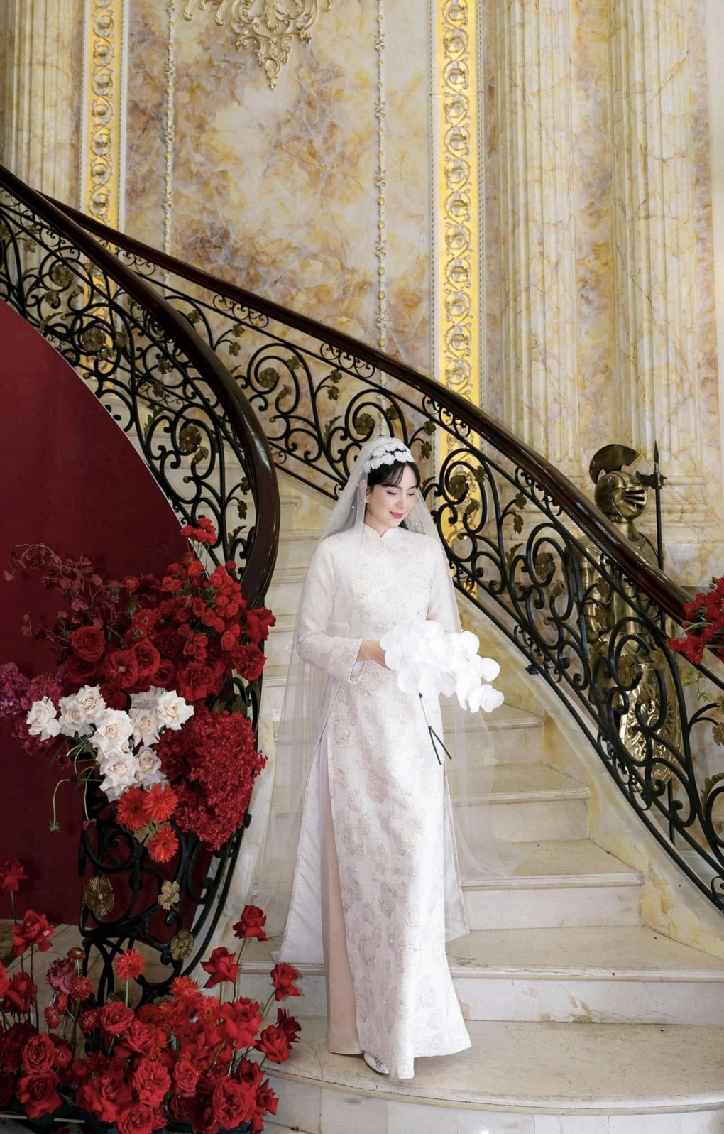 Cuộc sống của nữ “MC xinh đẹp nhất VTV” với chồng 2 trong lâu đài nghìn m2 ở Bắc Ninh - Ảnh 4.