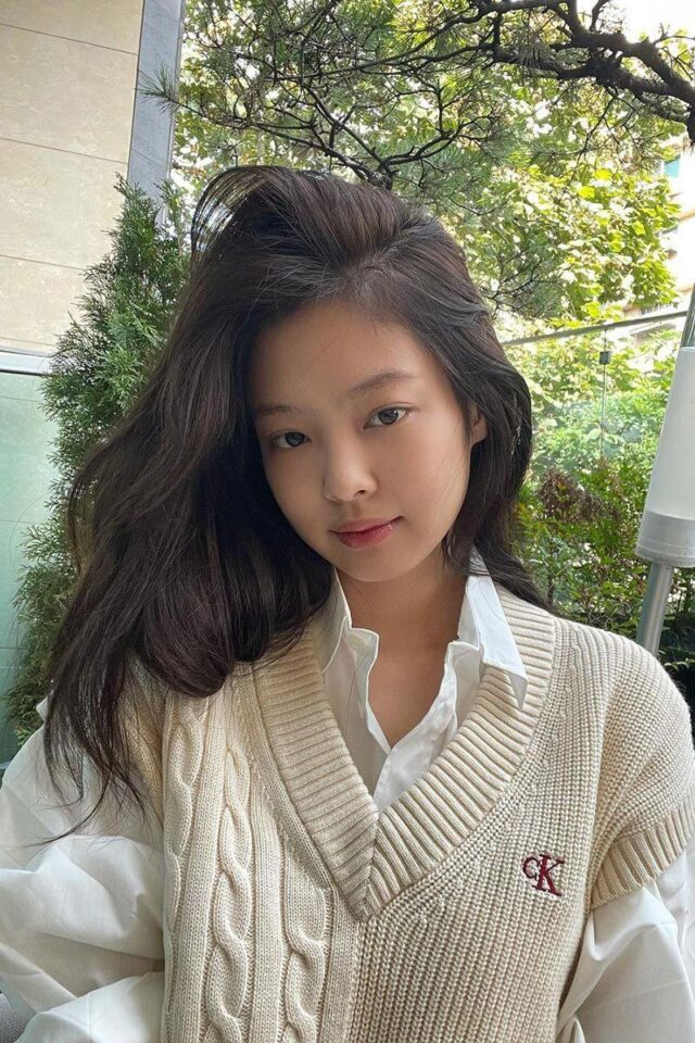 250317-jennie-can-we-talk-about-1761320152530-17613201528471797164781-1761395022921-17613950233491522630252.png