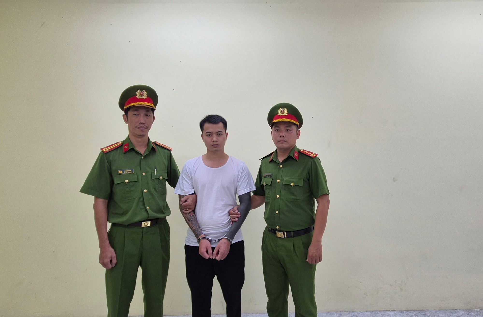 Bắt Tiktoker “Tàng Keng Ông Trùm” Lê Anh Điệp - Ảnh 1. Bắt Tiktoker “Tàng Keng Ông Trùm” Lê Anh Điệp - Ảnh 1.