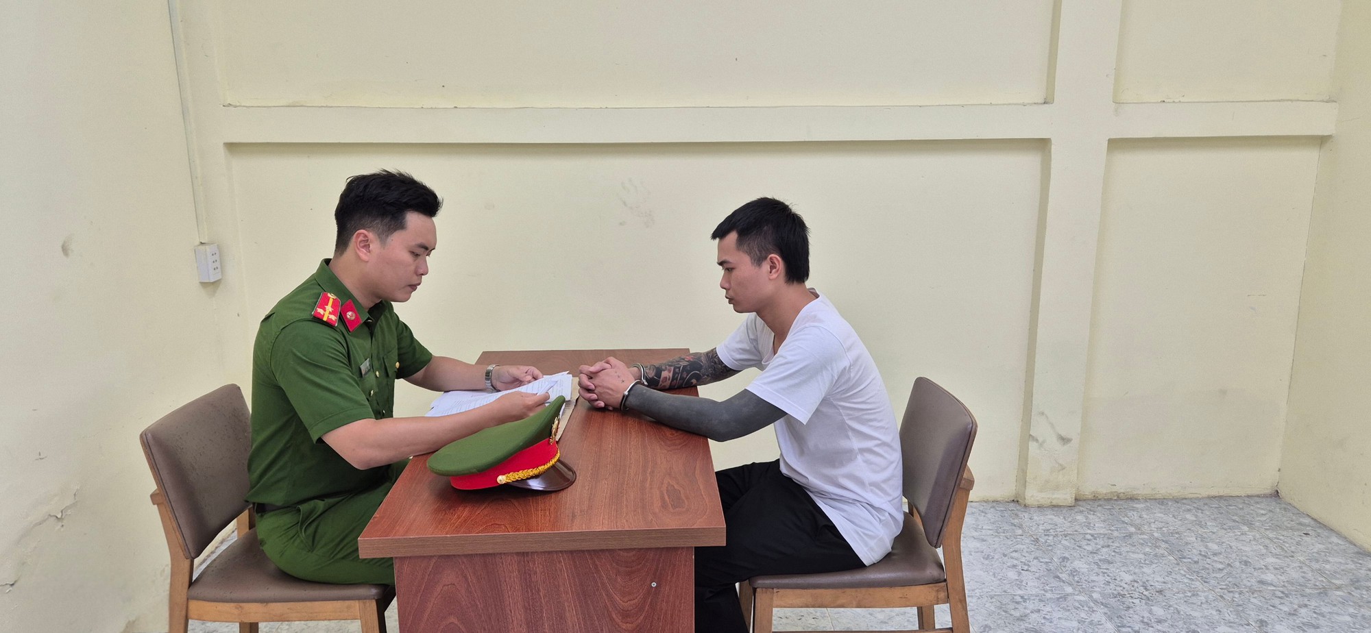 Bắt Tiktoker “Tàng Keng Ông Trùm” Lê Anh Điệp - Ảnh 2. Bắt Tiktoker “Tàng Keng Ông Trùm” Lê Anh Điệp - Ảnh 2.