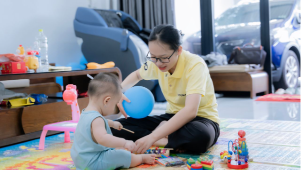 T&igrave;m hiểu ứng dụng t&igrave;m người giữ trẻ Nounou - Ảnh 2.