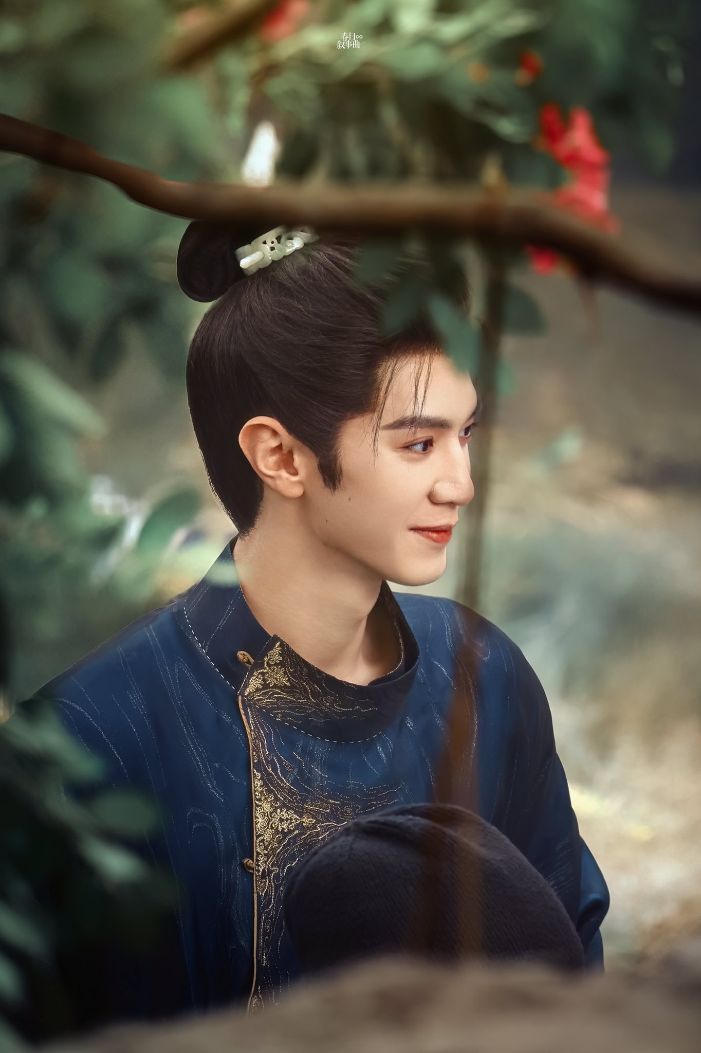 Đừng nói mỹ nam này đẹp như tranh vẽ, vì tranh phải vẽ theo mỹ nam này: Visual đỉnh cao ngắm lác cả mắt - Ảnh 5. Đừng nói mỹ nam này đẹp như tranh vẽ, vì tranh phải vẽ theo mỹ nam này: Visual đỉnh cao ngắm lác cả mắt - Ảnh 5.