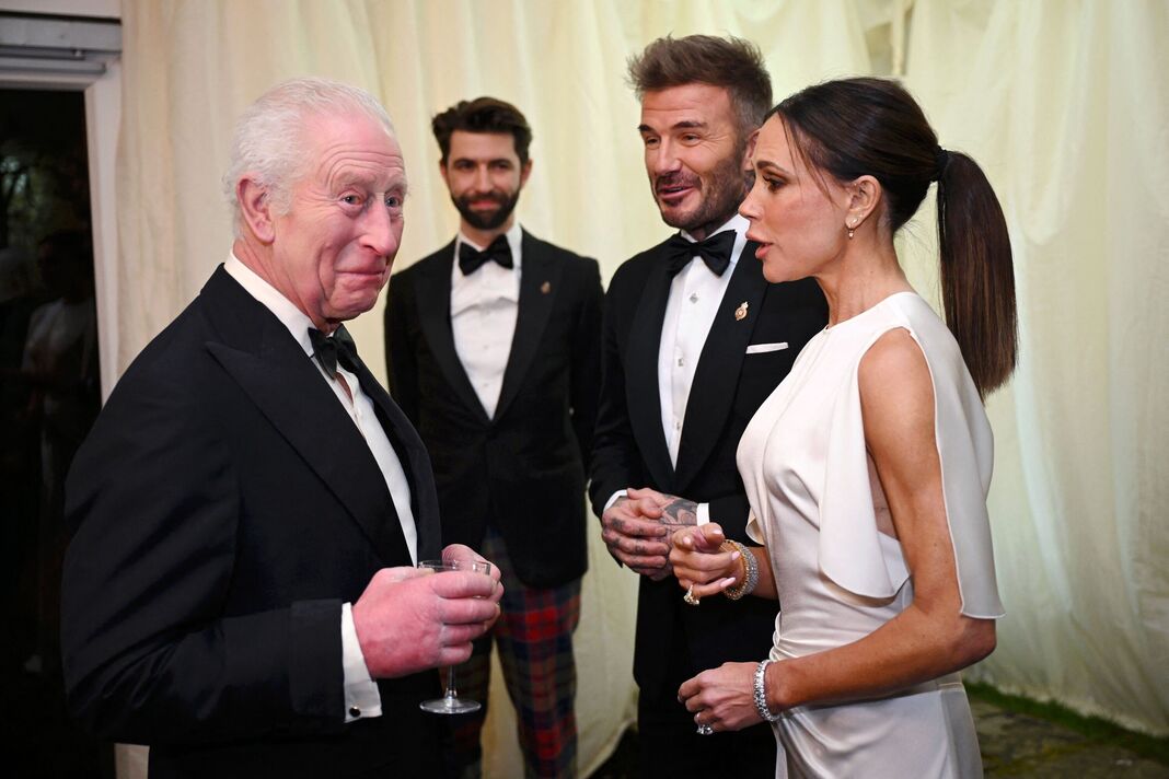 britains-king-charles-iii-reacts-as-he-meets-british-fashion-designer-victoria-beckham-and-6509680-1761416375799269131718-1761447347673-17614473477471295656158.jpg