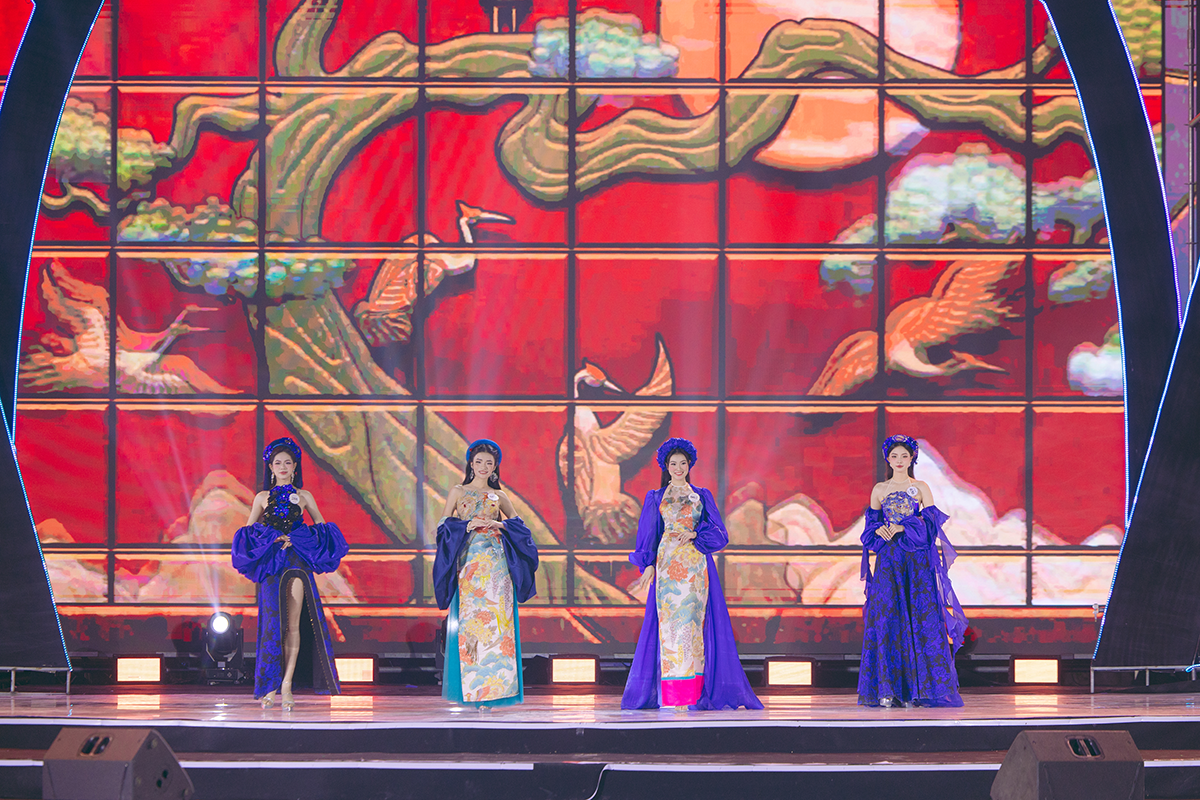 phan-thi-trang-phuc-truyen-thong-trong-bst-mang-ten-em-oi-em-a-cua-nha-thiet-ke-cao-minh-tien-1761443991508-176144399163376452458.png