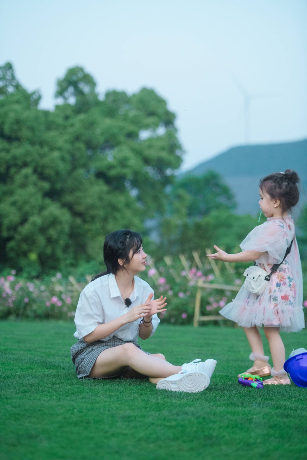 Cha mẹ đừng nhầm lẫn giữa ngoan ngoãn và cam chịu: Đằng sau “đứa trẻ dễ bảo” có thể là một tâm hồn đang tổn thương - Ảnh 3. Cha mẹ đừng nhầm lẫn giữa ngoan ngoãn và cam chịu: Đằng sau “đứa trẻ dễ bảo” có thể là một tâm hồn đang tổn thương - Ảnh 3.