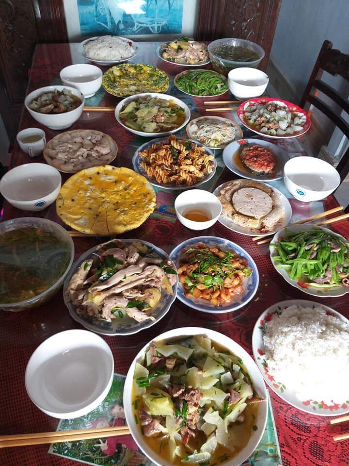 mam-ky-que-toi-1591371898225151071746-1761548561664-1761548562128647038808-1761553184692-17615531847991001191459.jpg