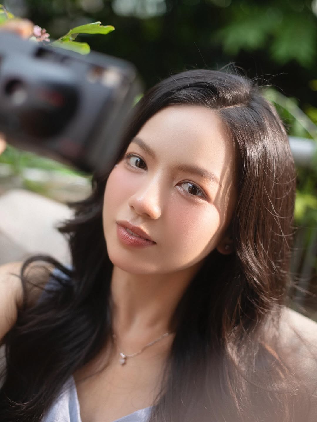 Nữ chính Mưa Đỏ bỗng thành  Nữ chính Mưa Đỏ bỗng thành