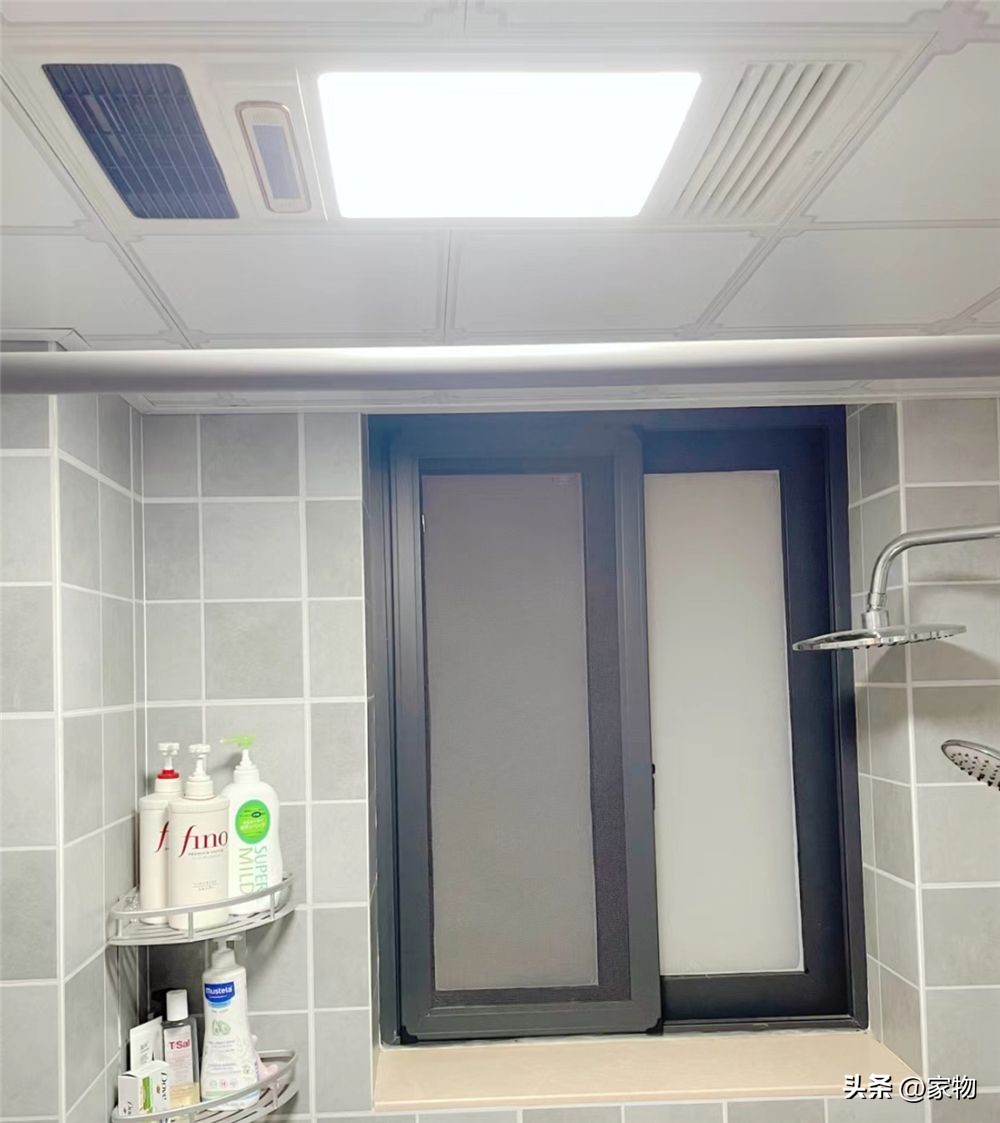 Một năm sau khi dọn nhà mới, tôi vô cùng hối hận vì đã chọn 7 món đồ phòng tắm vô dụng này! - Ảnh 4. Một năm sau khi dọn nhà mới, tôi vô cùng hối hận vì đã chọn 7 món đồ phòng tắm vô dụng này! - Ảnh 4.