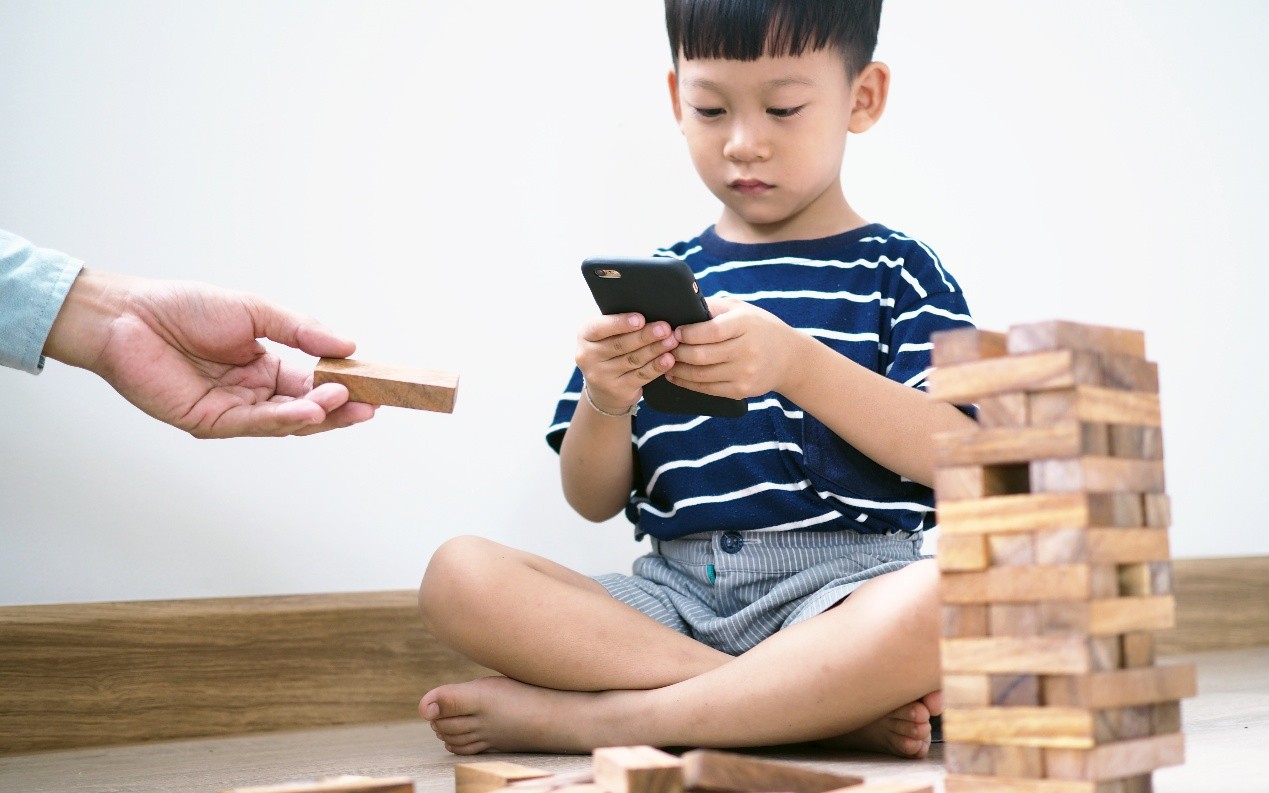 Sau khi loại bỏ những thực phẩm này khỏi mâm cơm, cậu con trai nghịch ngợm nhất nhà cũng thay đổi theo