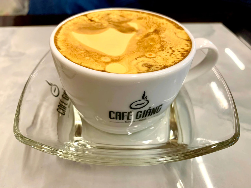 cafe-trung-ha-noi-1-1722785775-1761558049753-17615580510901352123630-1761619387773-1761619387925703079211.jpg
