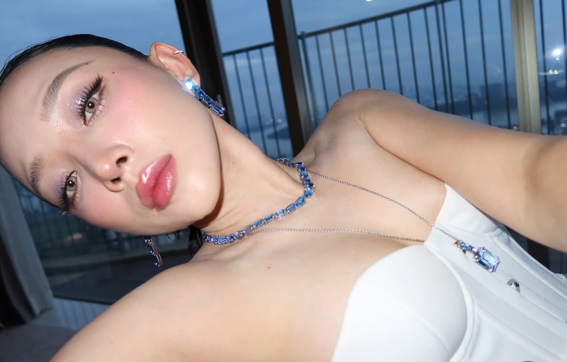 Ngắm qua nhà mới của Tóc Tiên, phát hiện bộ ghế cực xinh yê, món decor "đinh" của giới sành nhà đẹp - Ảnh 2.