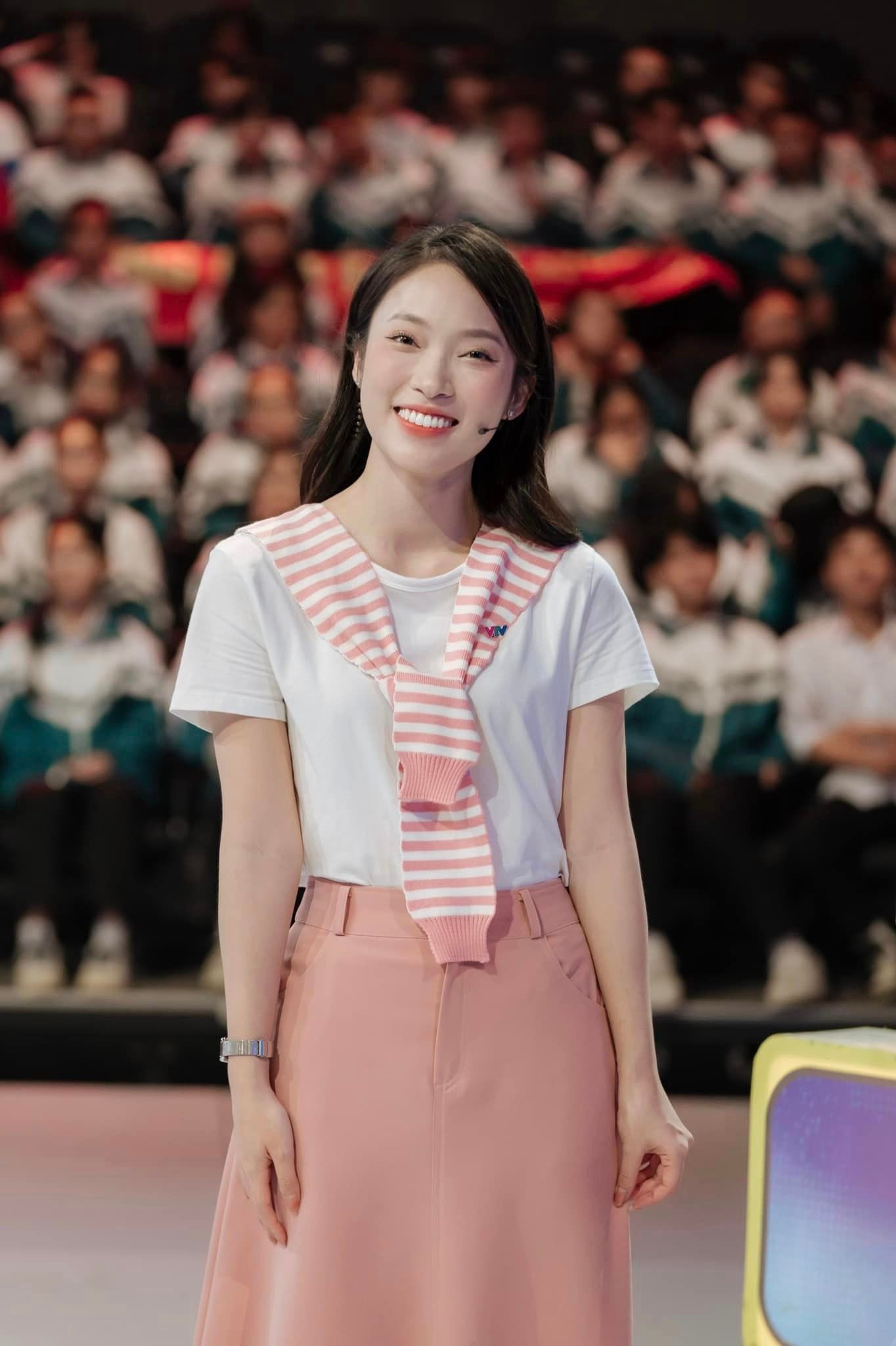 Rất khó để chê Khánh Vy- Ảnh 3. Rất khó để chê Khánh Vy- Ảnh 3.