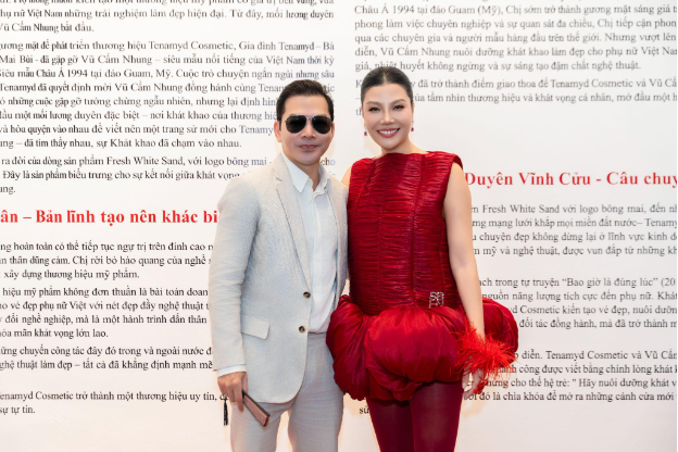 Si&ecirc;u mẫu đời đầu Việt Nam hội ngộ d&agrave;n sao &ldquo;khủng&rdquo; - Ảnh 5.