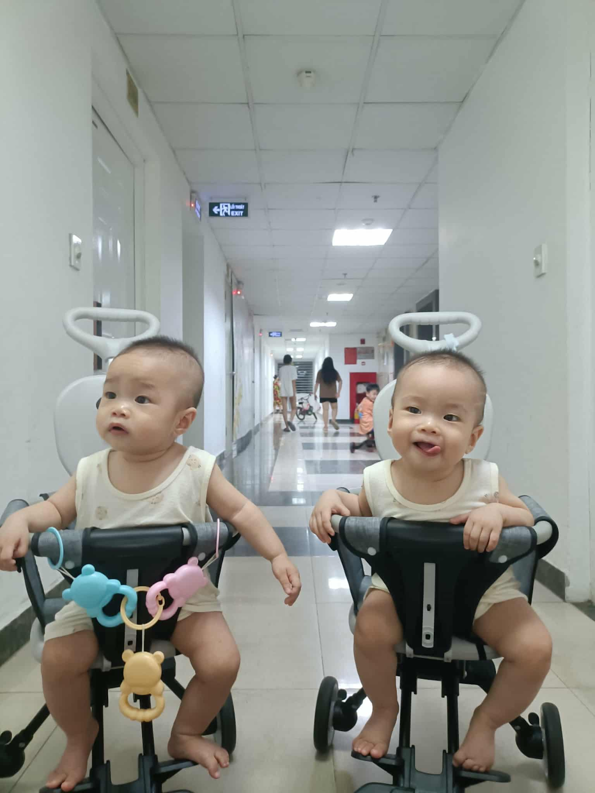 Chia sẻ của mẹ bỉm “nuôi con mát tay”: Bí quyết giúp 2 bạn sinh đôi tăng cân khỏe mạnh nhờ chọn đúng loại sữa phù hợp- Ảnh 3. Chia sẻ của mẹ bỉm “nuôi con mát tay”: Bí quyết giúp 2 bạn sinh đôi tăng cân khỏe mạnh nhờ chọn đúng loại sữa phù hợp- Ảnh 3.