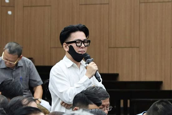 Vụ đánh bạc ở khách sạn Pullman: Ca sĩ Vũ Hà được đánh giá ra sao trong cáo trạng? - Ảnh 1. Ca sĩ Vũ Hà được đánh giá ra sao trong cáo trạng? - Ảnh 1.