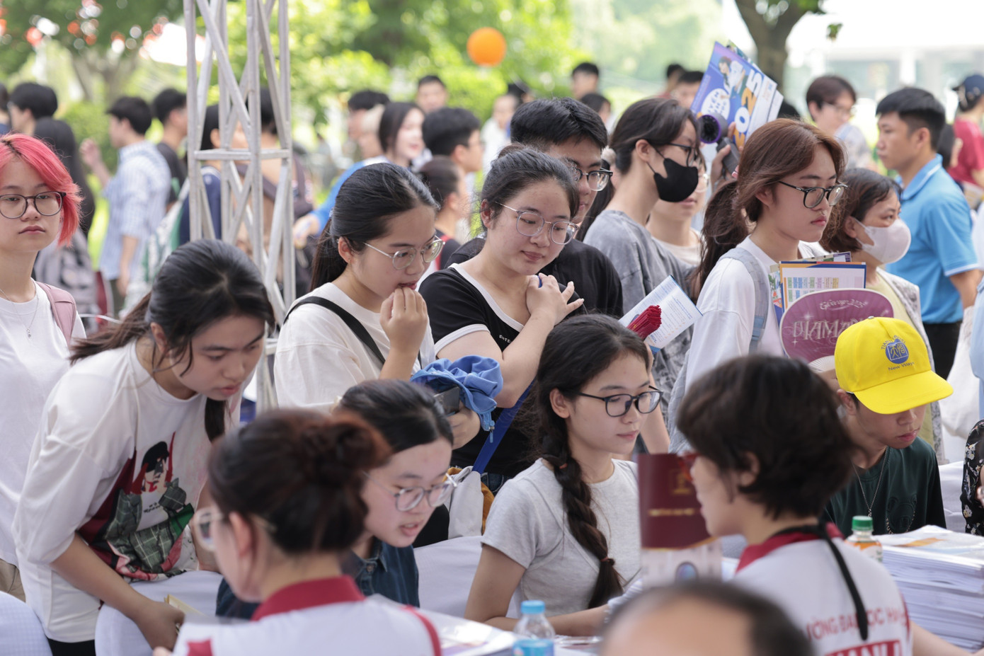 Tuyển sinh đại học năm 2026: Nhiều trường nói không với xét học bạ - Ảnh 1.