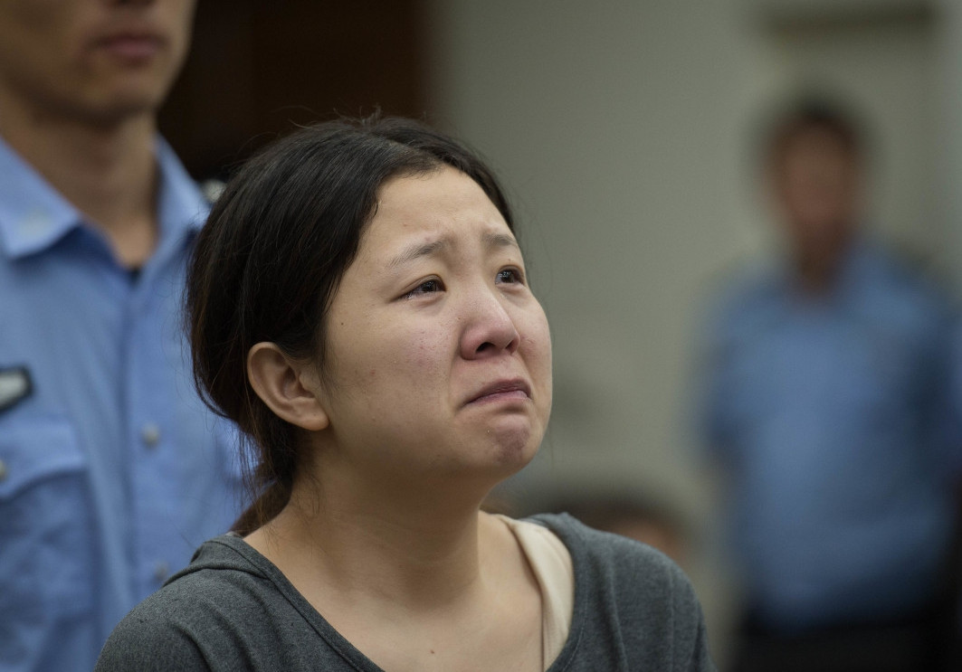 Người phụ nữ nuôi em gái thành luật sư, cho tiền mua nhà, cưới chồng, đến khi bệnh nặng xin ở nhờ, em đáp: &quot;Nhà em đang có khách&quot;- Ảnh 3.