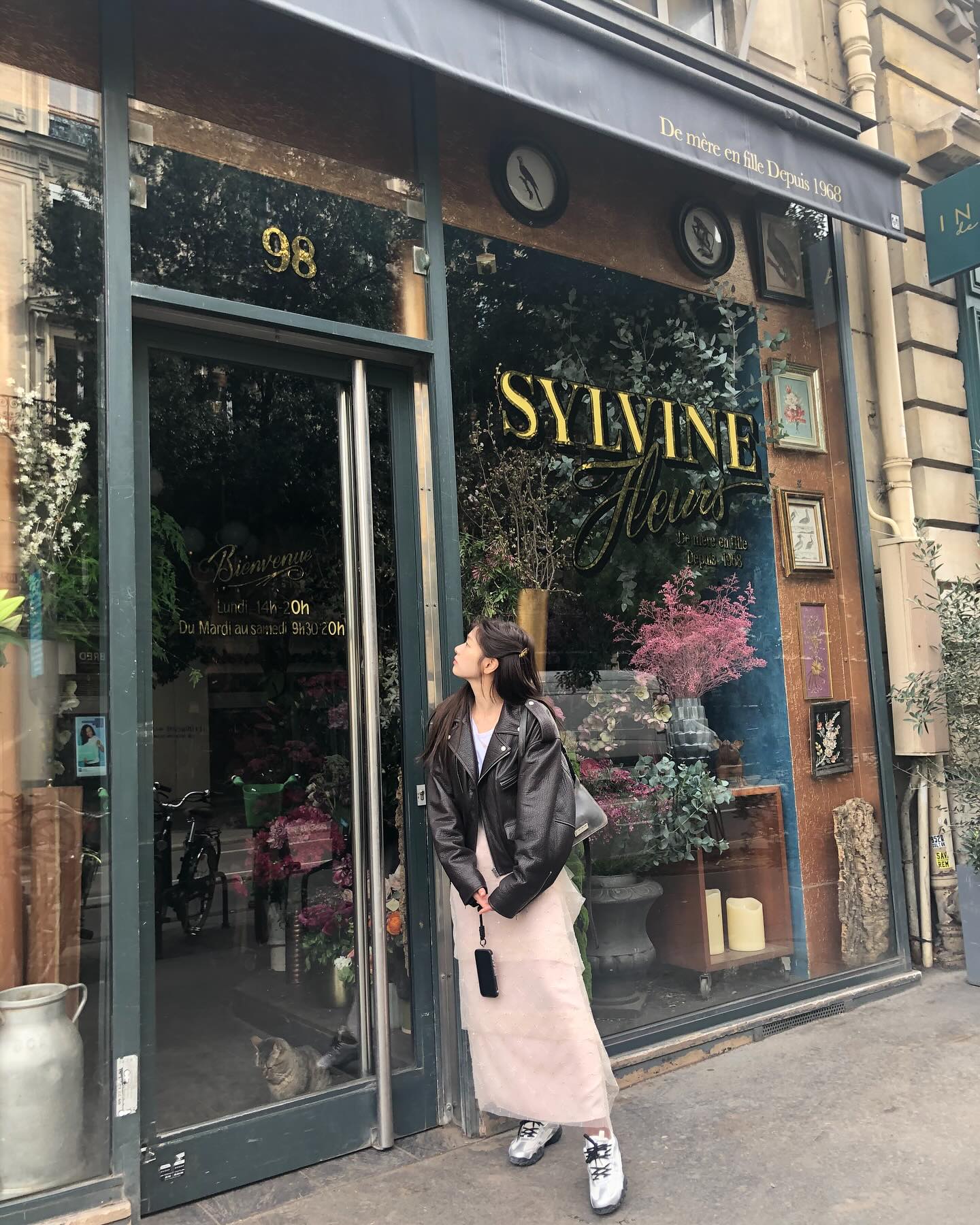 Nữ chính phim ngôn tình Hàn Quốc đang hot: Nhìn gu thời trang mà không ai nghĩ đã gần 40 tuổi - Ảnh 7. Nữ chính phim ngôn tình Hàn Quốc đang hot: Nhìn gu thời trang mà không ai nghĩ đã gần 40 tuổi - Ảnh 7.