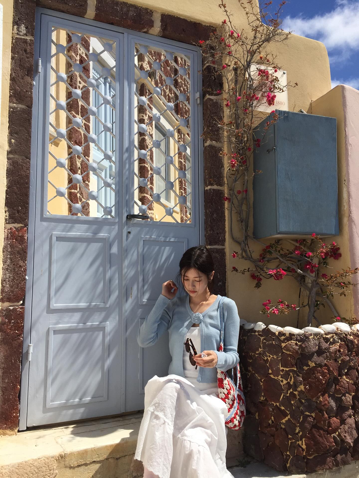 Nữ chính phim ngôn tình Hàn Quốc đang hot: Nhìn gu thời trang mà không ai nghĩ đã gần 40 tuổi - Ảnh 3. Nữ chính phim ngôn tình Hàn Quốc đang hot: Nhìn gu thời trang mà không ai nghĩ đã gần 40 tuổi - Ảnh 3.