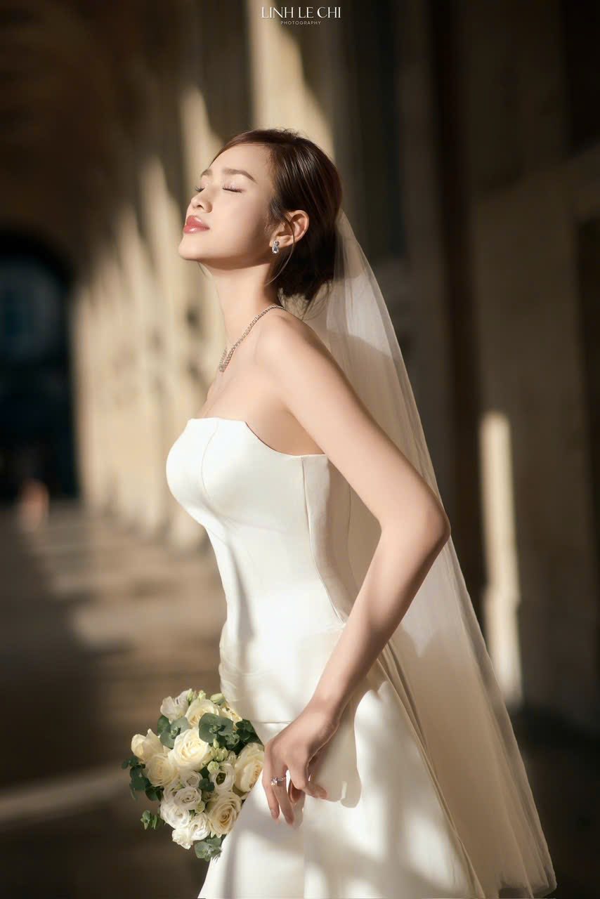 Trọn ảnh cưới ở Châu Âu của Đỗ Hà: Thiếu gia Viết Vương lại thế nữa rồi! - Ảnh 11.