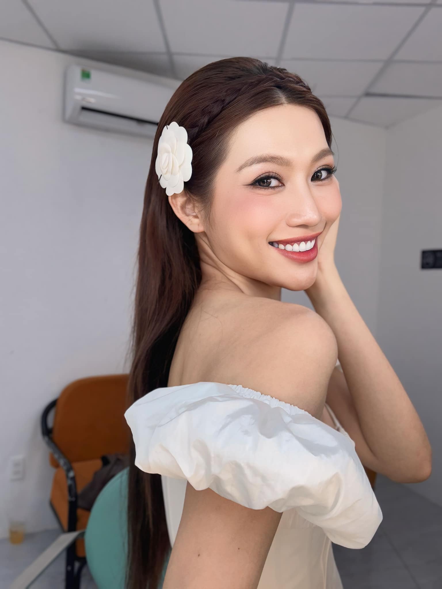 &Aacute; hậu Quỳnh Ch&acirc;u da săn chắc, ẩm mịn v&agrave; hồng h&agrave;o nhờ chăm uống 1 loại nước nhỏ xinh: Xương khớp cũng cần để dẻo dai v&agrave; khỏe mạnh- Ảnh 6.