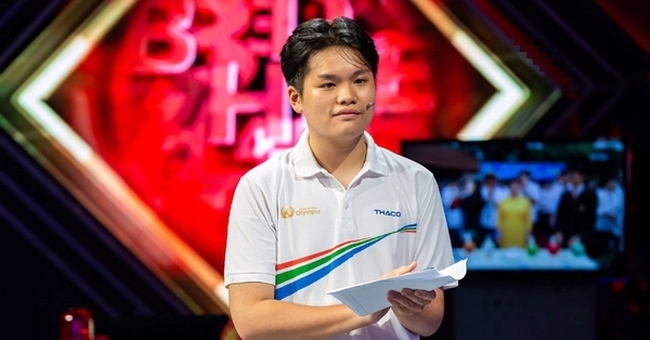 Bảo Khánh và những 'nhà leo núi' Ams 25 năm chinh phục Olympia - Ảnh 5. Bảo Khánh và những 'nhà leo núi' Ams 25 năm chinh phục Olympia - Ảnh 5.