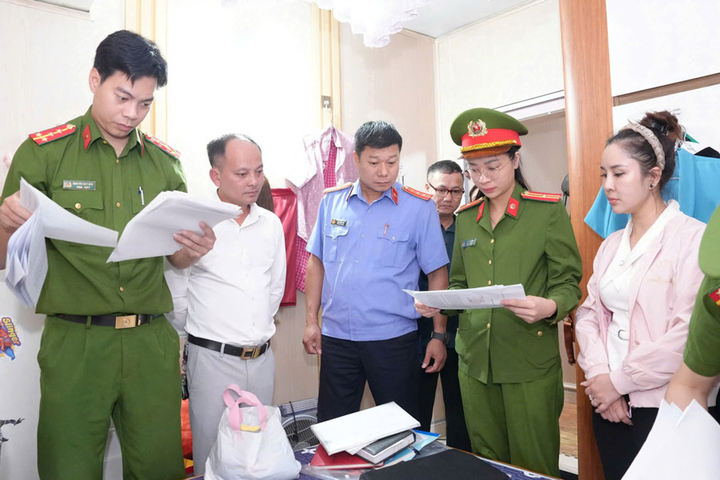 Bắt giam nữ hiệu trưởng, kế toán trường mầm non ở Lào Cai - Ảnh 1. Bắt giam nữ hiệu trưởng, kế toán trường mầm non ở Lào Cai - Ảnh 1.