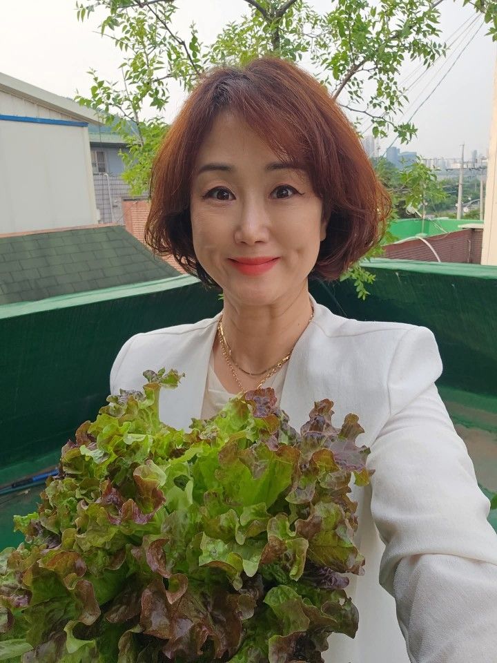 7 quan điểm tài chính khiến thế hệ trung niên mới “dứt áo” khỏi kiểu sống tiết kiệm cực đoan của cha mẹ - Ảnh 3. 7 quan điểm tài chính khiến thế hệ trung niên mới “dứt áo” khỏi kiểu sống tiết kiệm cực đoan của cha mẹ - Ảnh 3.