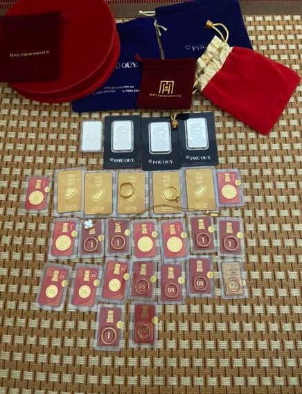 Bức ảnh toàn vàng- Ảnh 2. Bức ảnh toàn vàng- Ảnh 2.