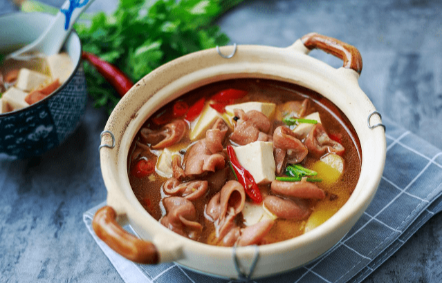 Hãy tránh xa ngay lập tức nếu thấy 3 loại đậu phụ này, đừng mua dù chúng có rẻ đến đâu! - Ảnh 4. Hãy tránh xa ngay lập tức nếu thấy 3 loại đậu phụ này, đừng mua dù chúng có rẻ đến đâu! - Ảnh 4.